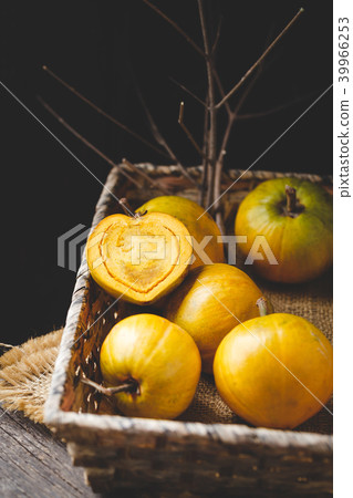 Lucuma fruits-Eggfruits 39966253