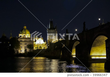 the other side, Europe, the nightscape 39966347