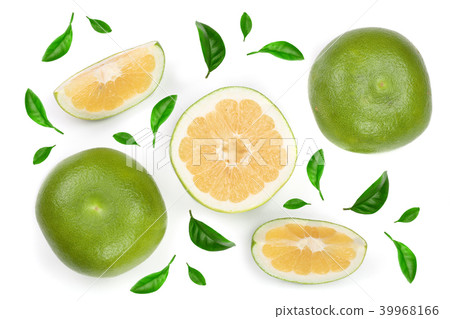 Citrus Sweetie or Pomelit, oroblanco with slices and leaf isolated on white background close-up. Top 39968166