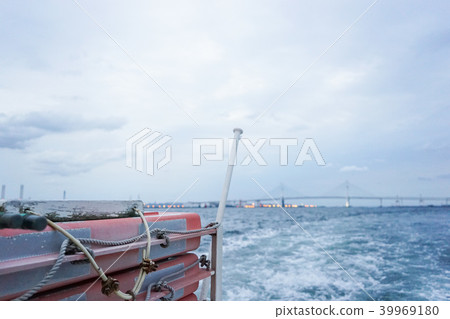 Life jacket Life jacket 39969180