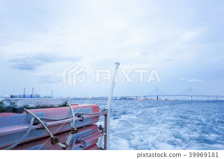 Life jacket Life jacket 39969181