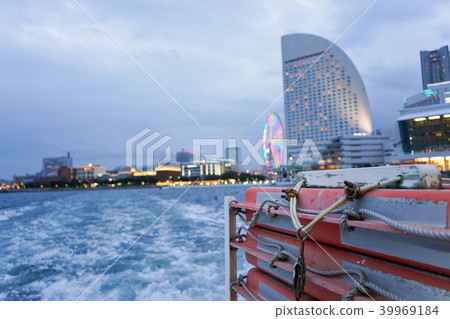 Life jacket 39969184