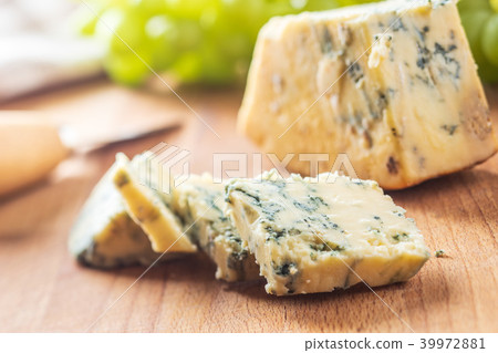 Tasty blue cheese. Tasty blue cheese. 39972881