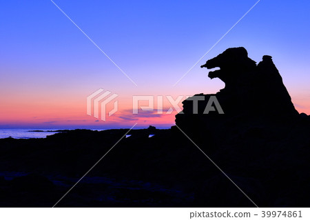 Godzilla Rock 39974861