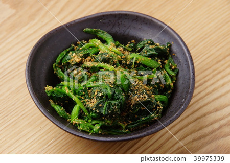 菠菜芝麻 39975339