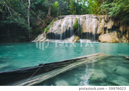 Amazing beautiful waterfall is Erawan waterfall. Amazing beautiful waterfall is Erawan waterfall. 39976023