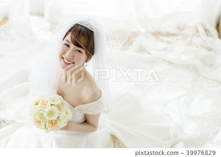 Wedding dress women 39976829