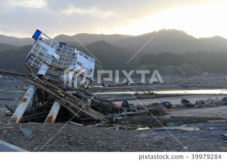東日本大地震陸前高田 39979284