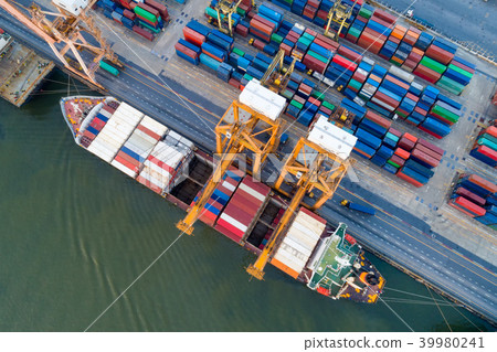 Containers yard in port congestion 39980241