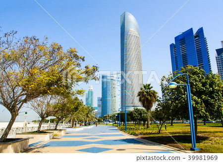 Abu Dhabi Corniche with landmark view of modern buildings 39981969