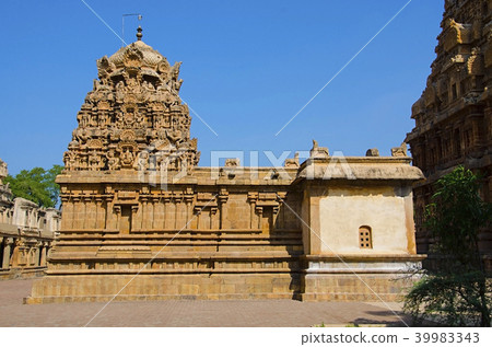 Brihadishvara Temple, Thanjavur, Tamil Nadu  39983343