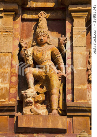 Carved idols, Brihadishvara Temple, Thanjavur Carved idols, Brihadishvara Temple, Thanjavur 39983345