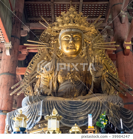 Big Buddha 39984247