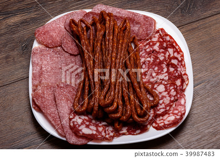 Food plate with delicious salami 39987483