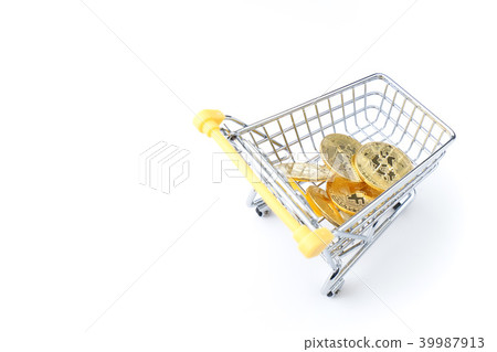 Shopping with bitcoin 39987913