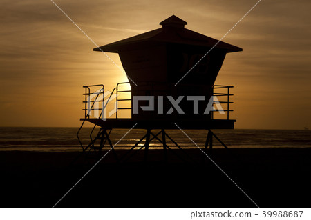 Huntington Beach, California 39988687