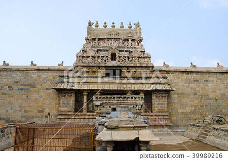 Carved Gopuram of Airavatesvara Temple, Darasuram 39989216