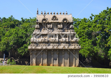 Carved temple Krishna's Butter Ball, Mahabalipuram 39989610