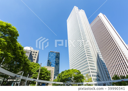 Round traffic lights and empty space Round traffic lights and empty space 39990341