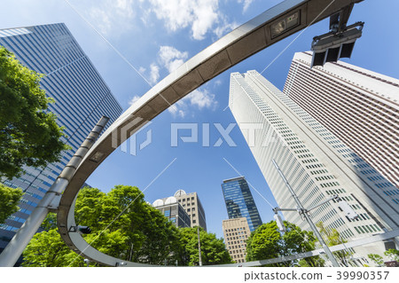 Round traffic lights and empty space Round traffic lights and empty space 39990357