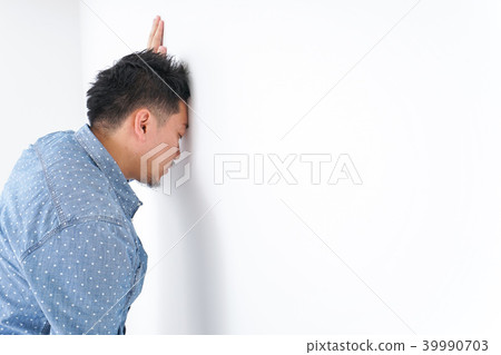 患病的男人 39990703