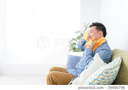 洗完澡後的男人 39990796