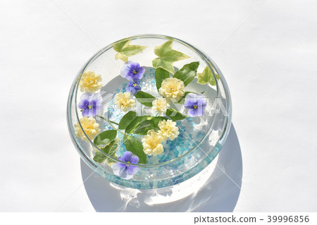Floating flower yellow rose glass 39996856
