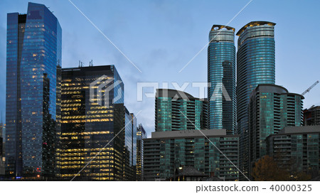 Night scene of Toronto downtown Night scene of Toronto downtown 40000325