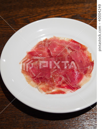 Iberian pig's raw ham Iberian pig's raw ham 40004249