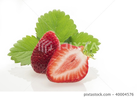 Strawberry  40004576