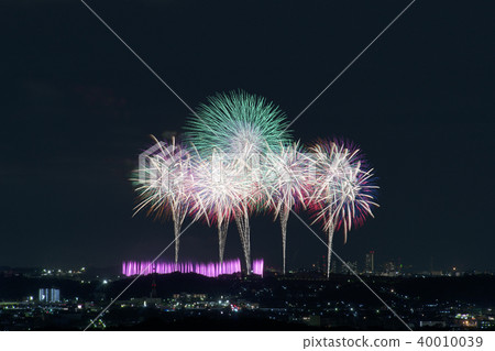 Guru Festival PL fireworks art 40010039