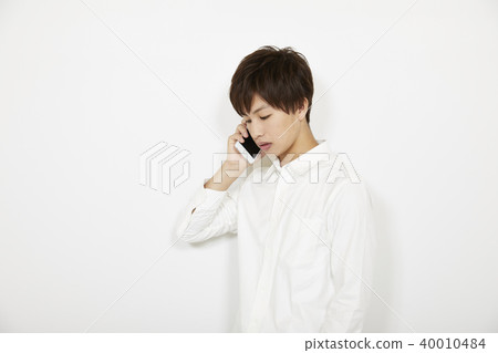 年輕男子肖像 年輕男子肖像 40010484