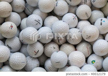 White golf balls 40012179