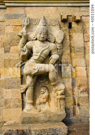 Carved idol in Gangaikondacholapuram Temple Carved idol in Gangaikondacholapuram Temple 40015894
