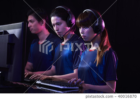 e Sports e Sports 40016870