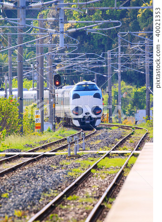 Panda Kuroshio No. JR 287 Panda face Express Train Kuroshio 89 Panda Kuroshio No. JR 287 Panda face Express Train Kuroshio 89 40021353