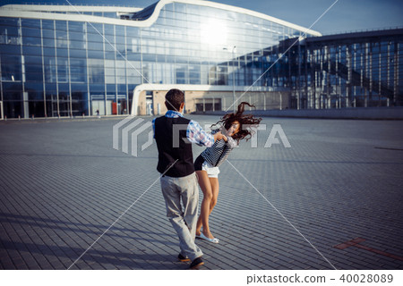 man and woman good time at the airport man and woman good time at the airport 40028089