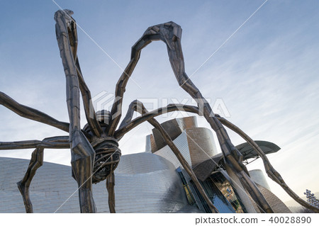 Statue of an Spider called Maman in Bilbao Statue of an Spider called Maman in Bilbao 40028890