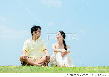 男人和女人夫婦大天空 40032627