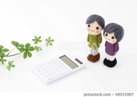 一位大四學生 一位大四學生 40033907