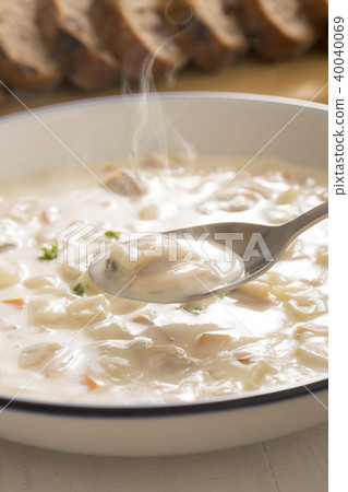 Clam chowder 40040069