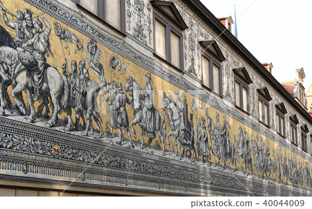 Furstenzug (Procession of Princes). Dresden Furstenzug (Procession of Princes). Dresden 40044009
