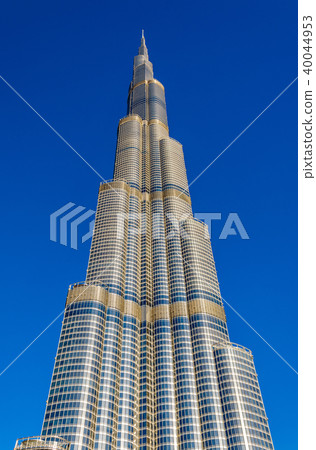 DUBAI, UAE - DECEMBER 28: View of Burj Khalifa tower in Dubai on 40044953