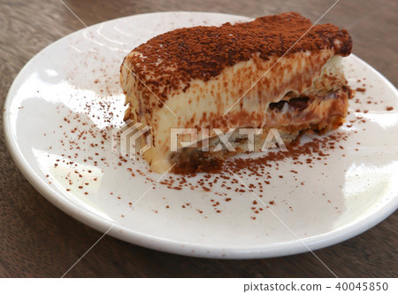 cake or tiramisu cake cake or tiramisu cake 40045850