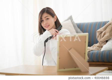 Room wear · women · sofa Room wear · women · sofa 40046698
