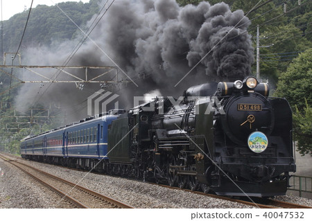 Joetsu Line SL Minakami (D51-498 tow) 40047532