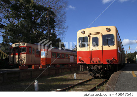 Kominato火車站Kiha在Kazusa Nakano站200停靠 Kominato火車站Kiha在Kazusa Nakano站200停靠 40047545