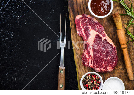 Beef steak with spices and herbs,meny template Beef steak with spices and herbs,meny template 40048174