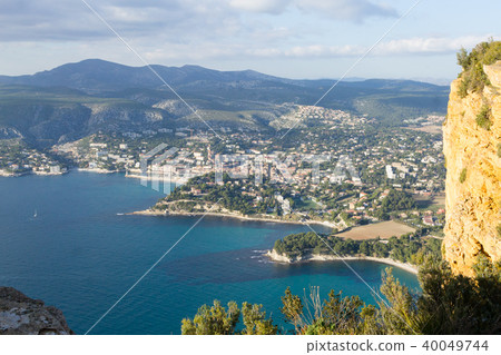 Cassis view from Cape Canaille top, France Cassis view from Cape Canaille top, France 40049744