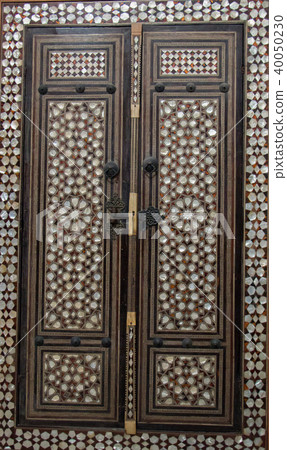 Example of Mother of Pearl inlays Example of Mother of Pearl inlays 40050230